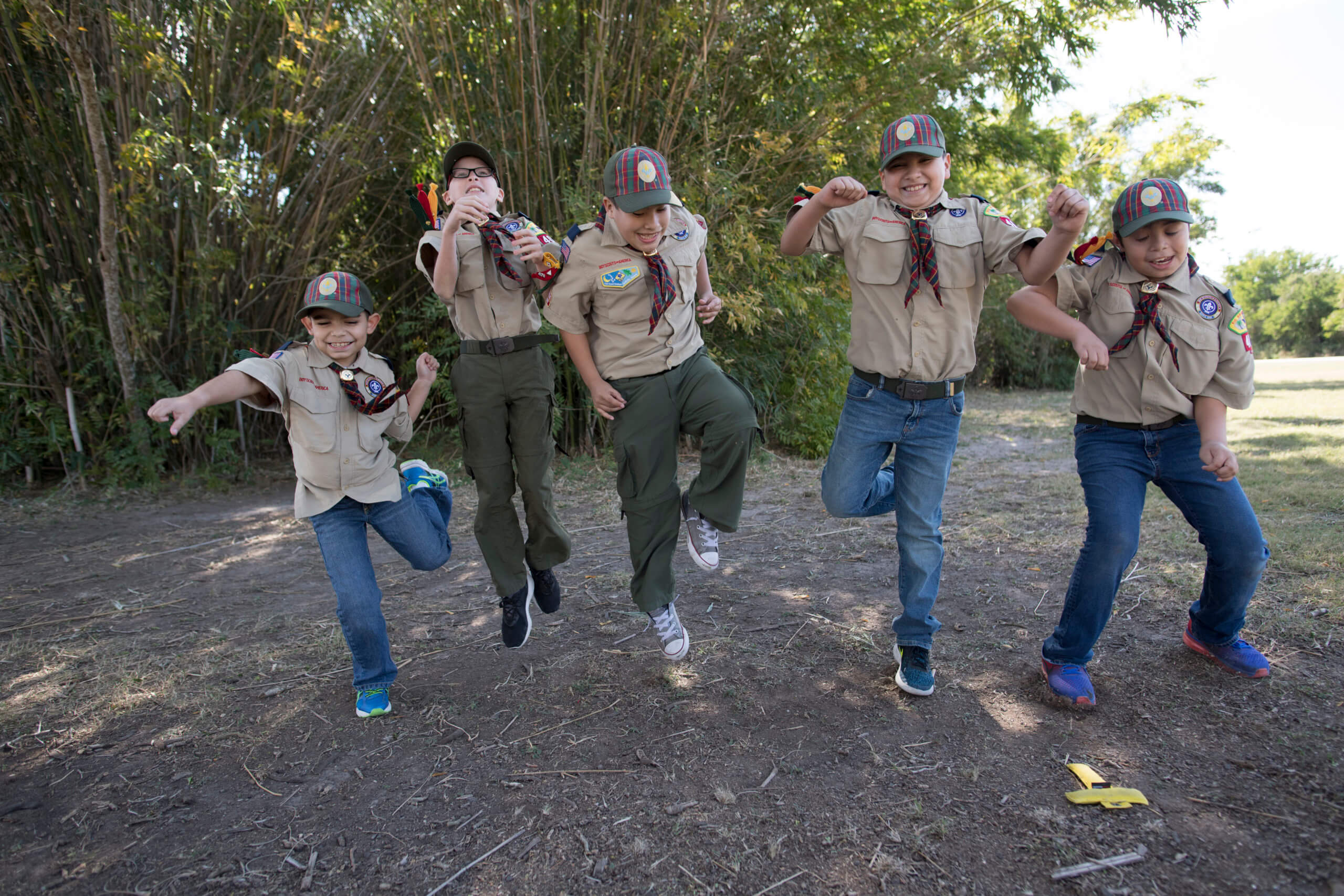 20180114 Cub Scout Handbooks..****Beginning of Shooting Data Section****.NIKON D5     iso - 640     f/2.8     shutter - 1/1250.file name - 20180114_MR_1688.NEF     date - 1/14/18     time - 11:55:29 AM. Camp Perry, Cub Scout Handbook